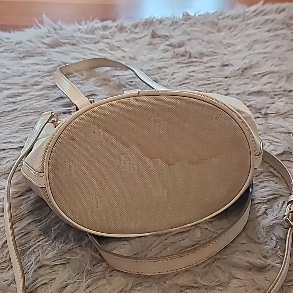 Dooney & Bourke dooney burke